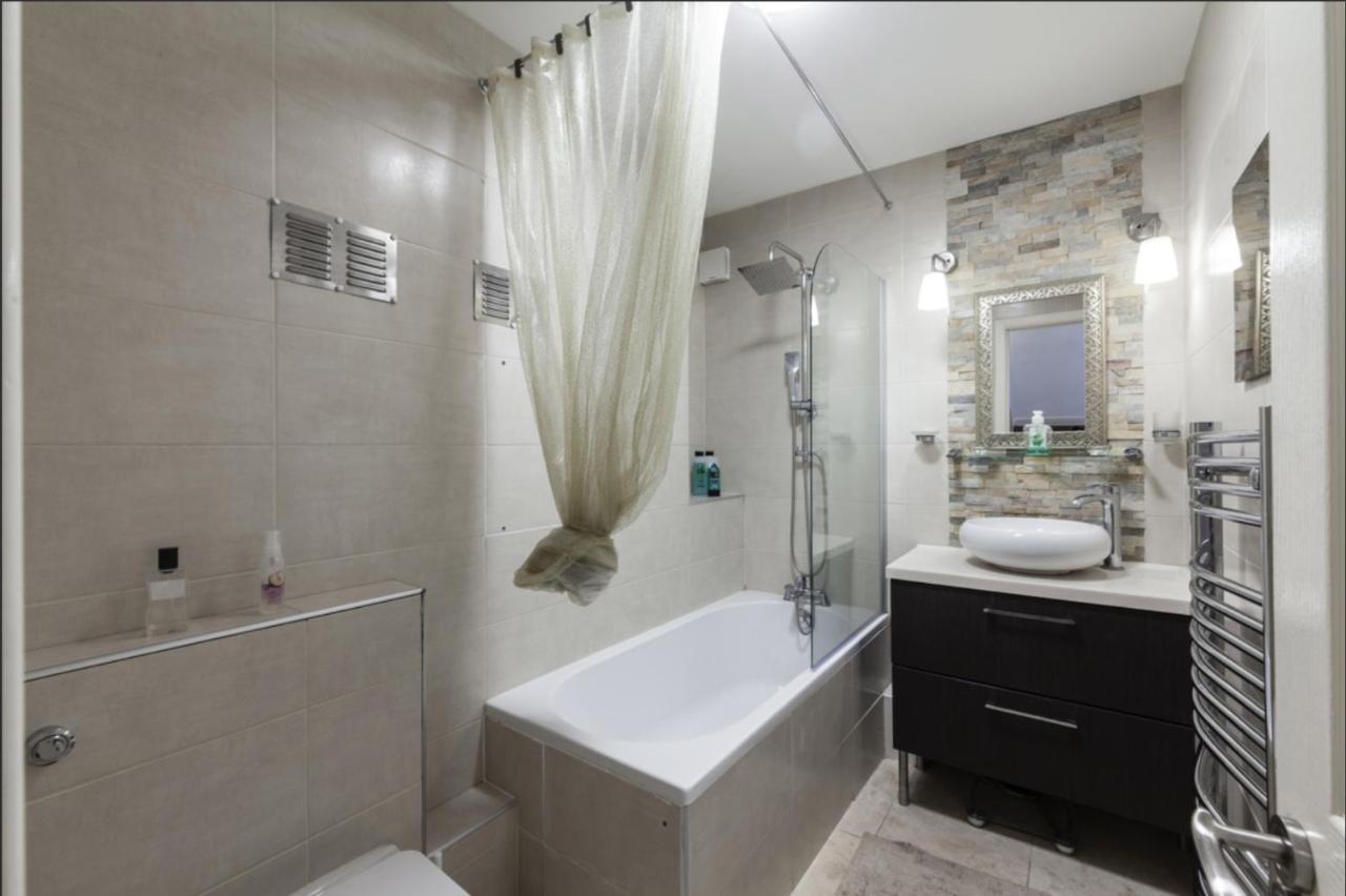 Two Bedroom Apartment Pimlico Londra Dış mekan fotoğraf
